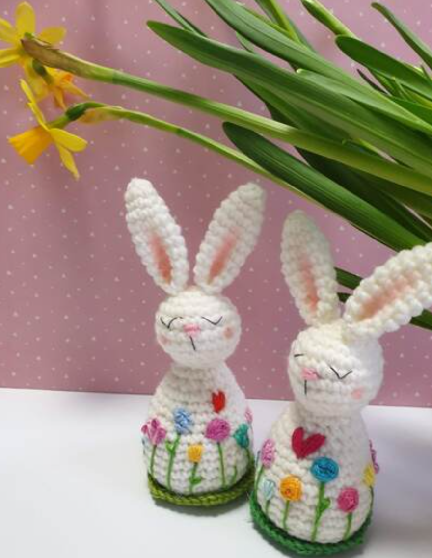 Häkelanleitung kleine Osterhasen